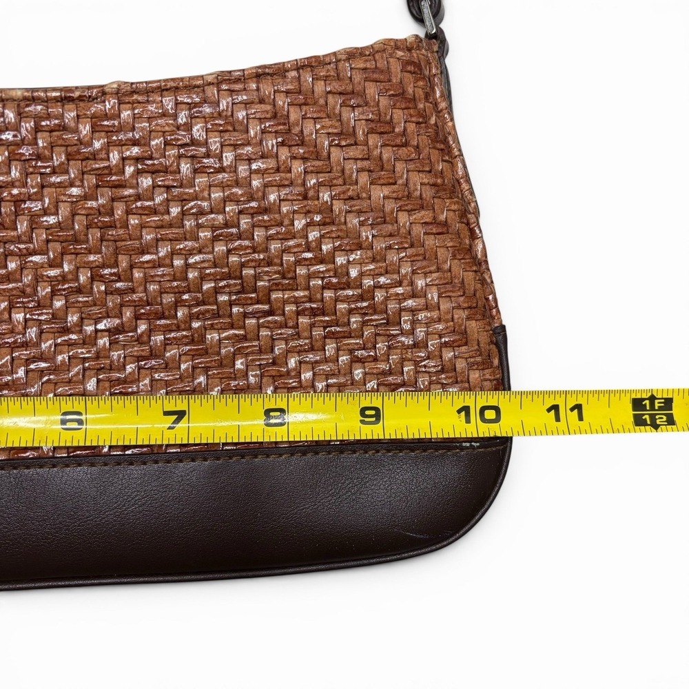 Liz Clairborn Brown Woven Shoulder Bag Baguette Purse Y2K Textured Tropical Demi - Picture 7 of 8